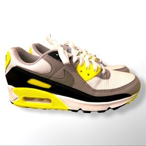 NIKE AIR MAX 90s WOMEN